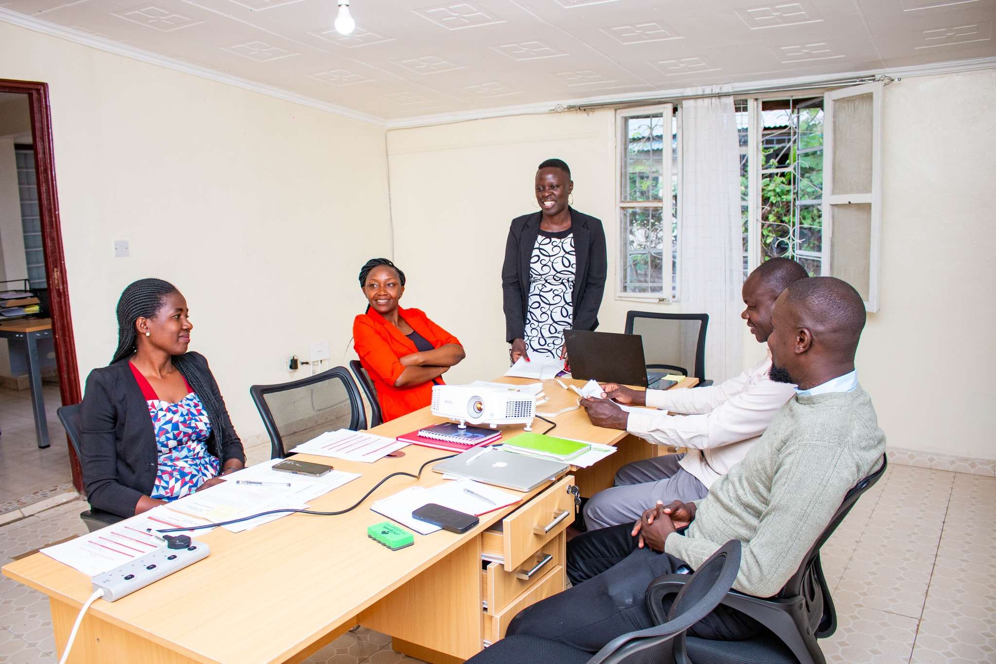 MAMLO FOODS Team Conversations